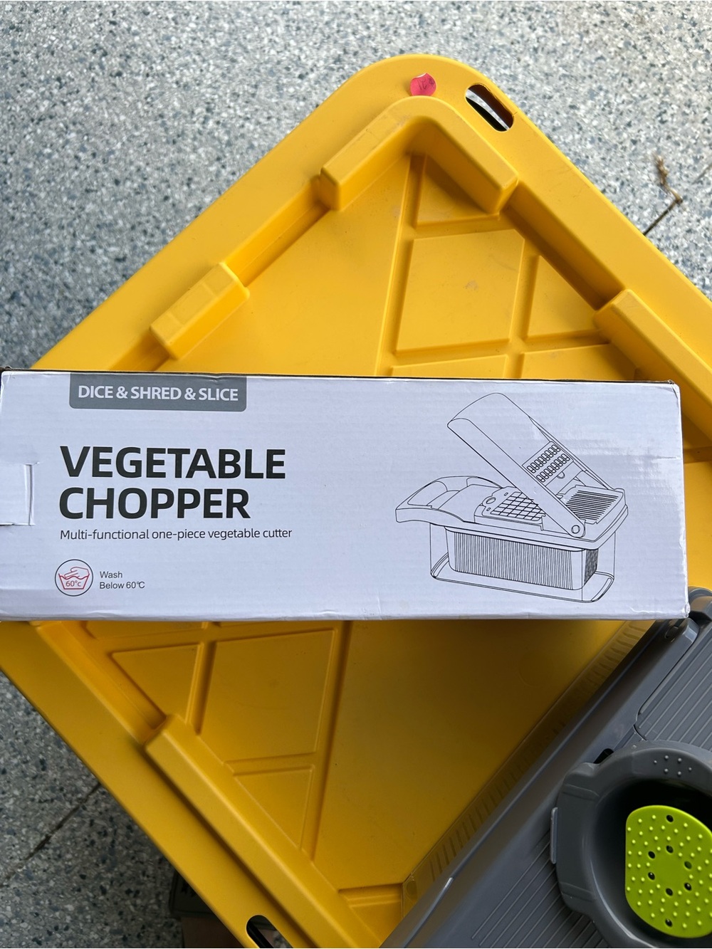 Vegetable Chopper with accessories